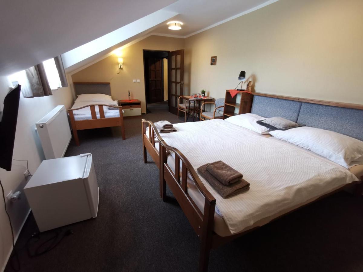 Hotel Stary Mlyn Jesenik Bagian luar foto