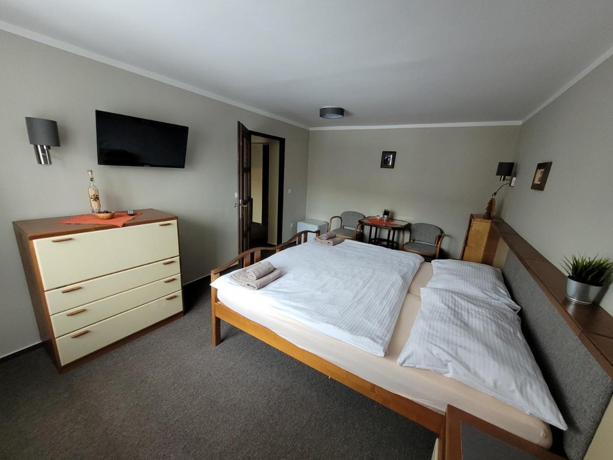 Hotel Stary Mlyn Jesenik Bagian luar foto
