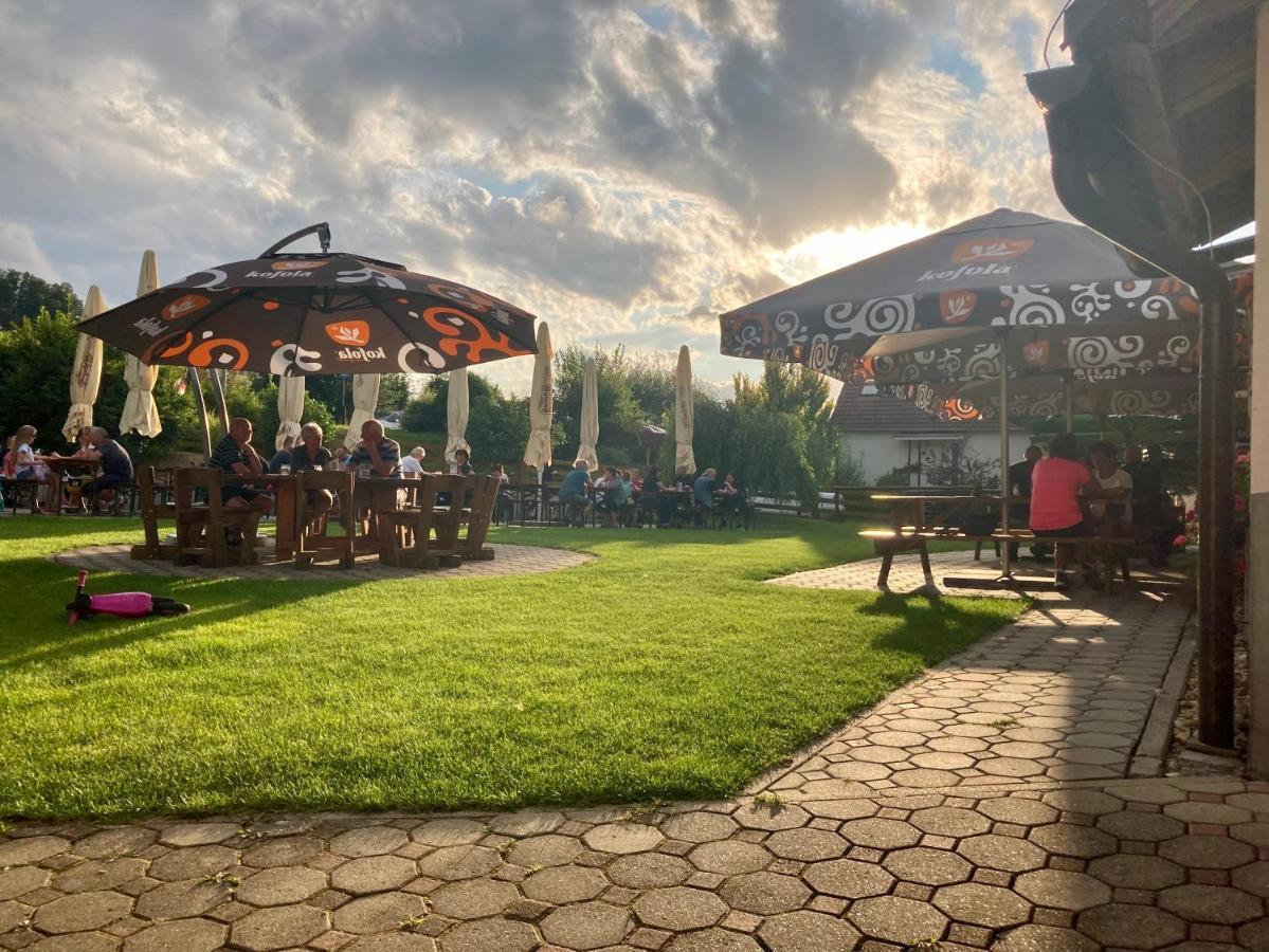 Hotel Stary Mlyn Jesenik Bagian luar foto