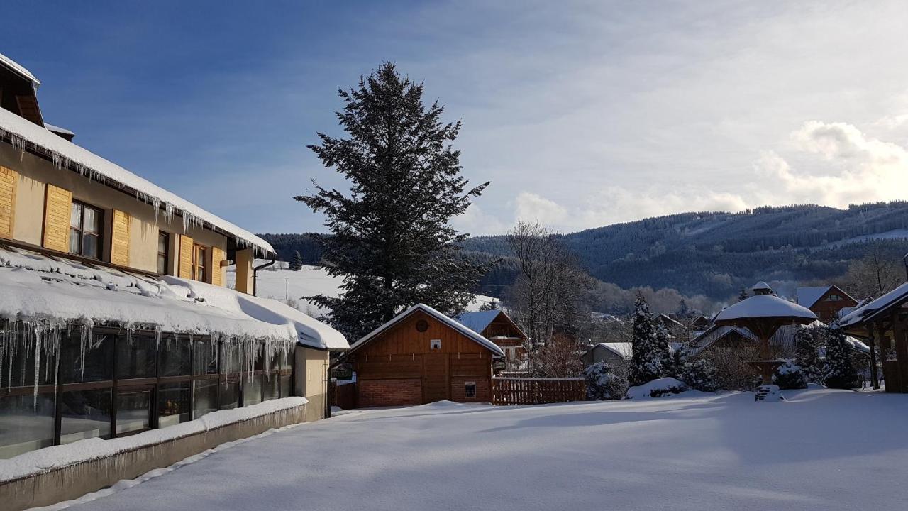 Hotel Stary Mlyn Jesenik Bagian luar foto